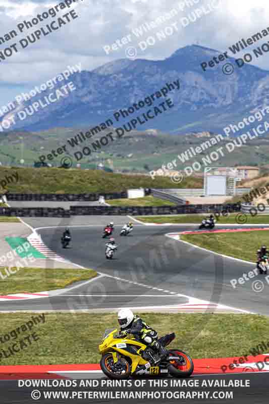 cadwell no limits trackday;cadwell park;cadwell park photographs;cadwell trackday photographs;enduro digital images;event digital images;eventdigitalimages;navarra;no limits trackdays;peter wileman photography;racing digital images;trackday digital images;trackday photos